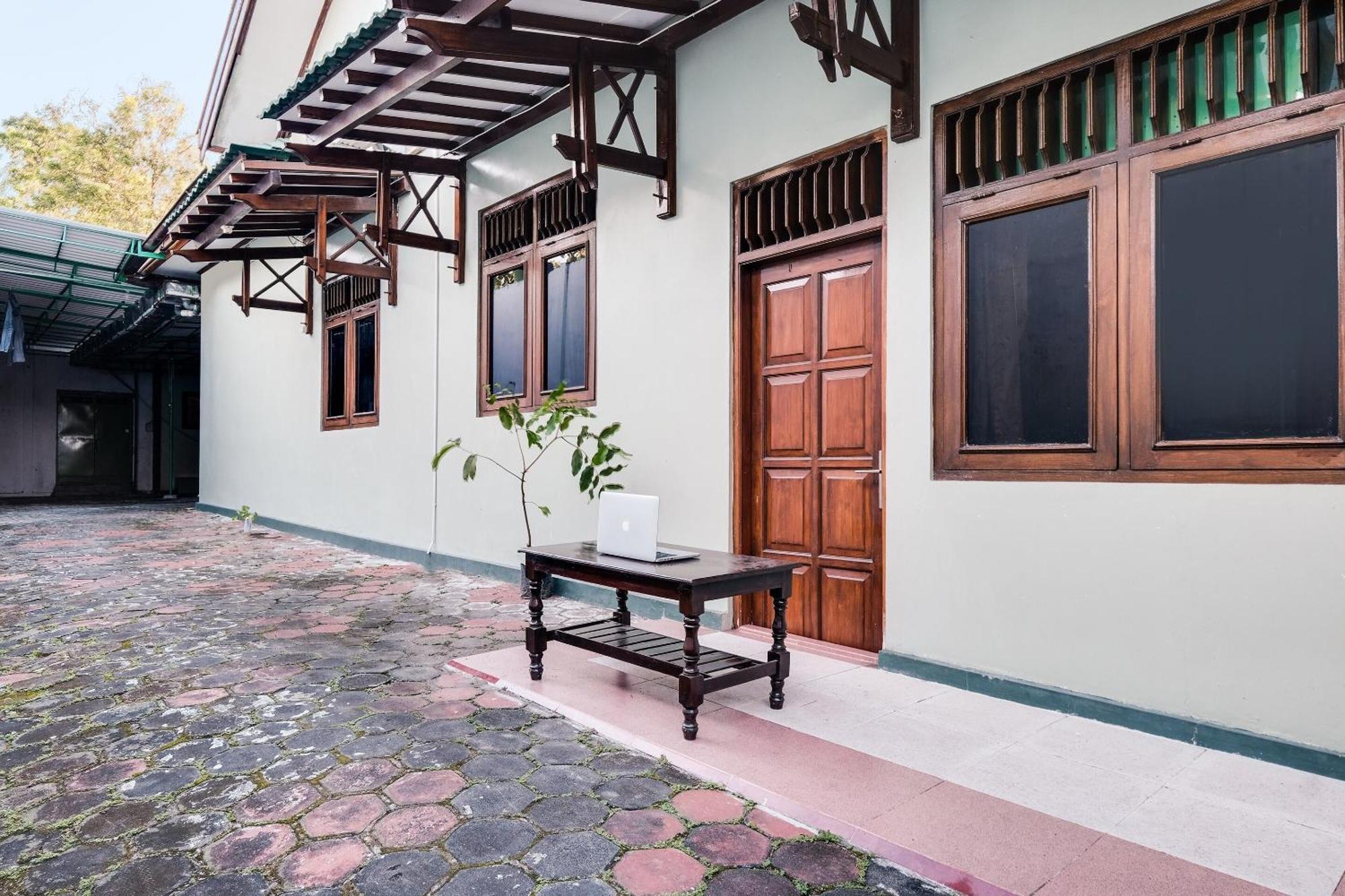Spot On 92068 Pudja Kesuma Homestay Syariah Yogyakarta Exteriér fotografie