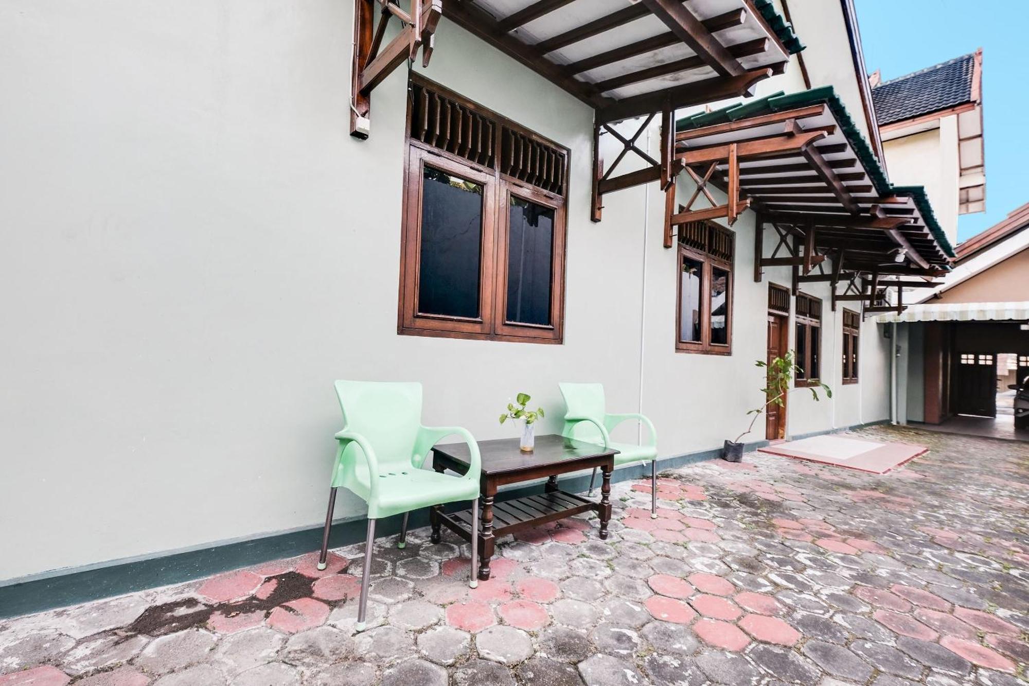 Spot On 92068 Pudja Kesuma Homestay Syariah Yogyakarta Exteriér fotografie